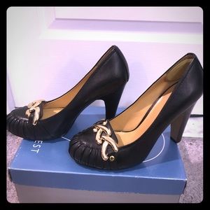 Awesome casual 4" heels for work attire.